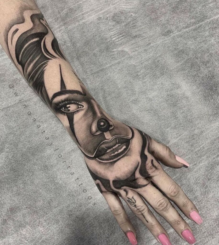 33 Pretty Hand Tattoos Ideas You Will Love 33 Pretty Hand Tattoos Ideas You Will Love