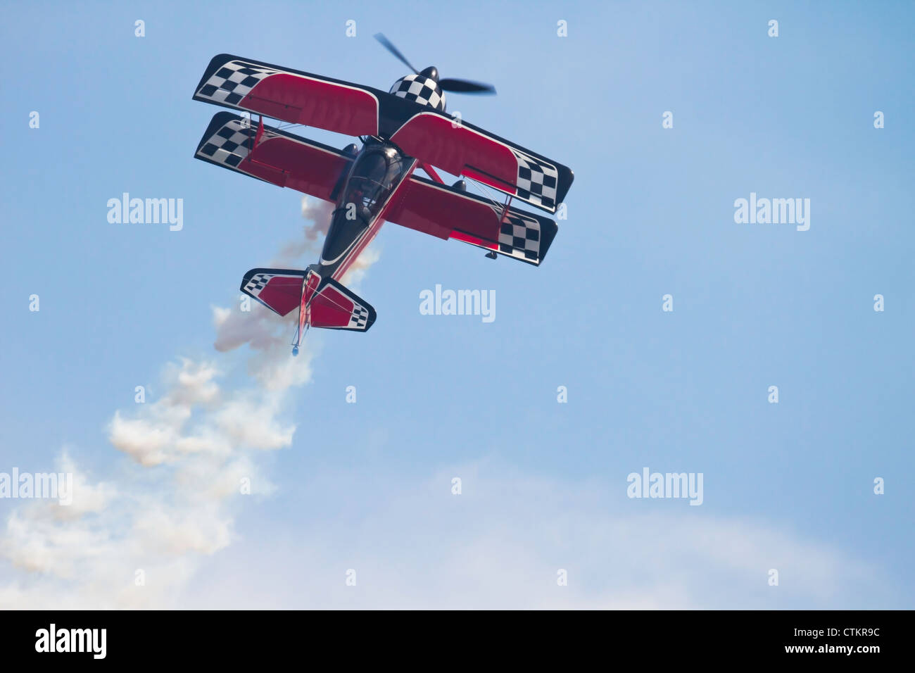 Airplane Performing Aerobatic Stunts At Air Show Stock Photo Alamy Airplane Performing Aerobatic Stunts At Air Show Stock Photo Alamy