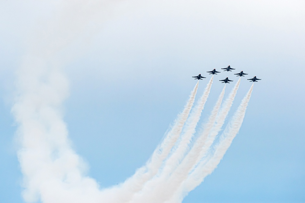 Dvids Images U S Air Force Academy Thunderbirds Airshow Image 6 Of 9 Dvids Images U S Air Force Academy Thunderbirds Airshow Image 6 Of 9