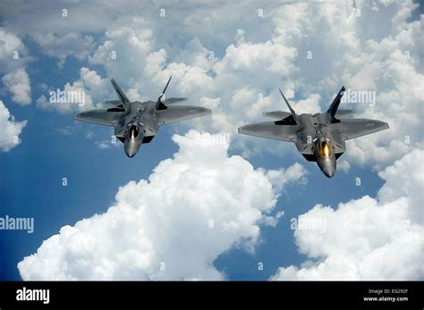 F22 Supercruise Speed: How Fast Can It Go?