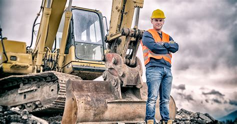 Heavy Machinery Operator: Essential Skills & Career Guide