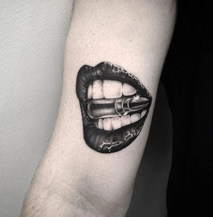 Kissing Lips Tattoo: Symbolism and Meaning Explained