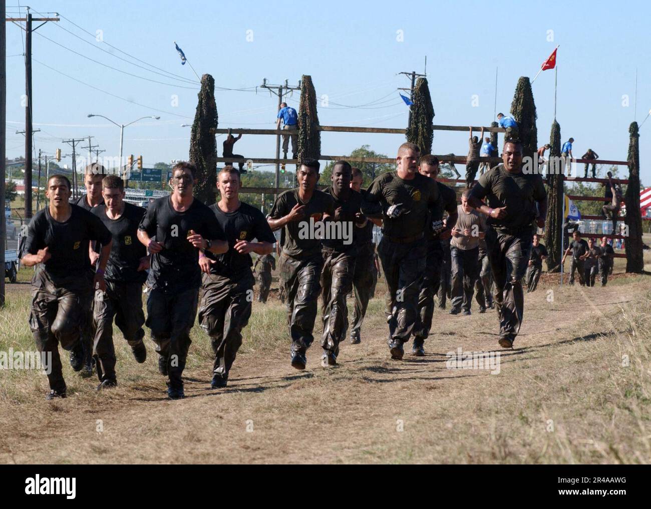 Us Navy The 2004 U S Marine Corps Mud Run Held On Board Naval Air Us Navy The 2004 U S Marine Corps Mud Run Held On Board Naval Air