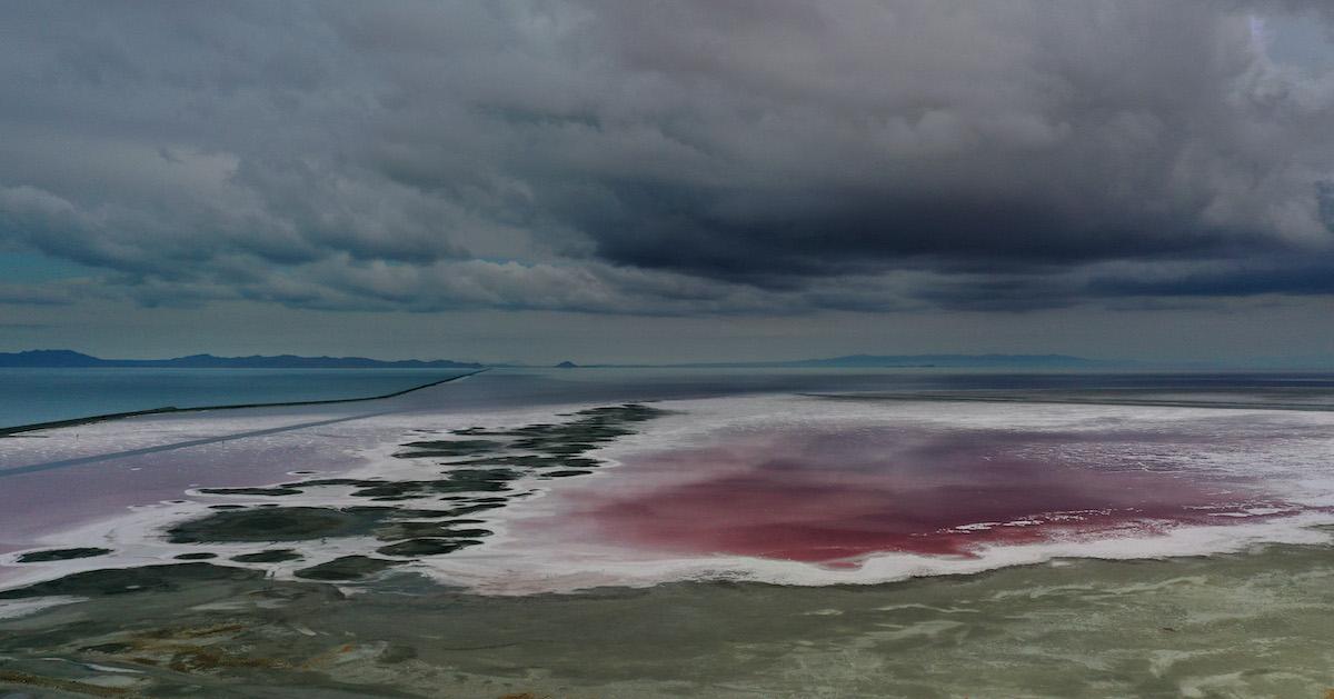 Utah S Great Salt Lake Is Drying Up That S Bad For Economy Public Health Deseret News Utah S Great Salt Lake Is Drying Up That S Bad For Economy Public Health Deseret News